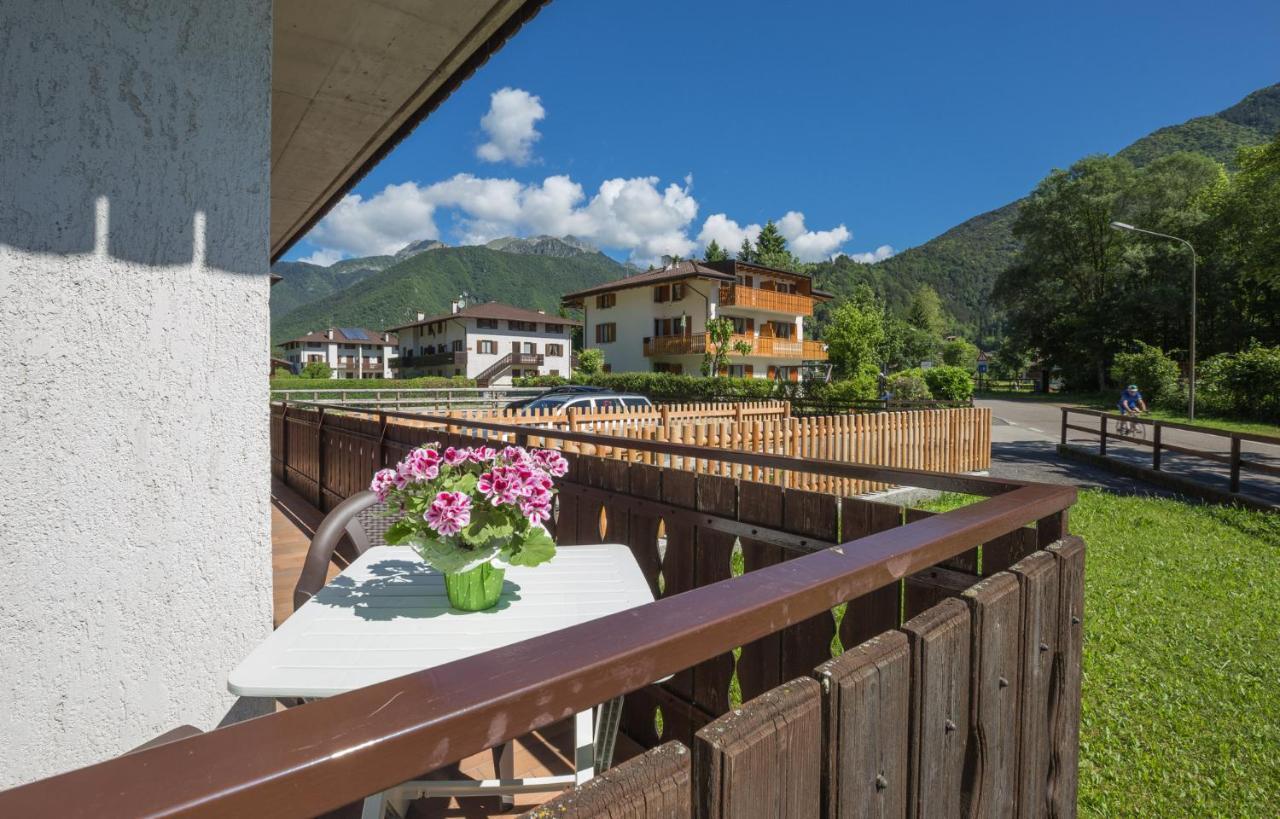 Casa Lori Apartment Pieve Di Ledro Ngoại thất bức ảnh